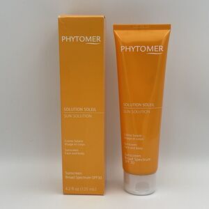 Phytomer Sun Solution Sunscreen SPF 30 (For Face and Body) 125ml/4.2oz